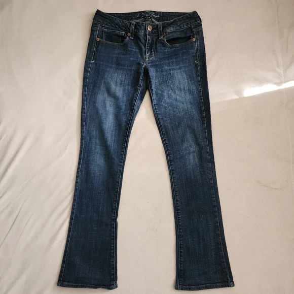 American Eagle Skinny Kick Jeans Size 6 - Picture 2 of 9